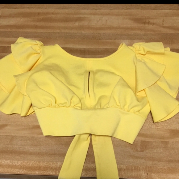 Yellow crop top - Picture 3 of 3